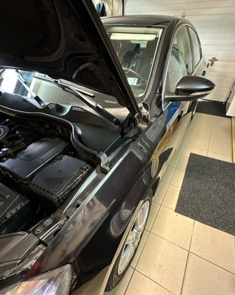 Volkswagen Passat cena 42990 przebieg: 298100, rok produkcji 2013 z Brok małe 379